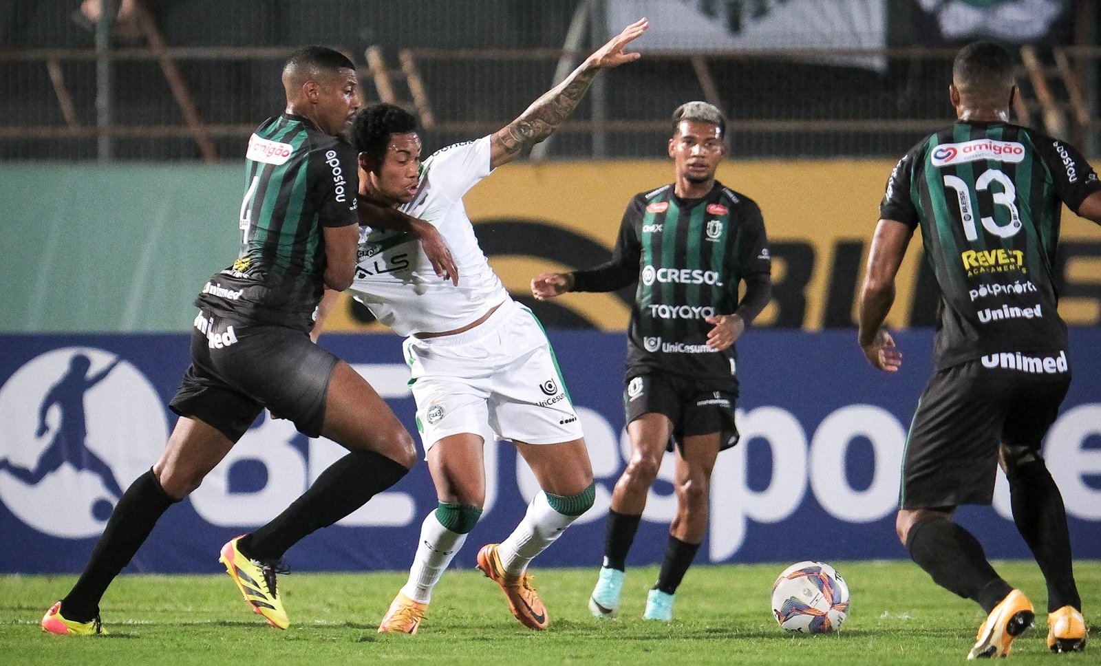 Coritiba vence o Maringá fora de casa pelo Paranaense 2025